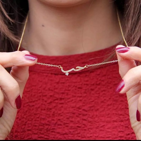 Arabic (Love) word necklace, Gold or Silver - Picture 1 of 9